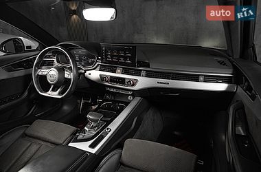Седан Audi A4 2020 в Одесі