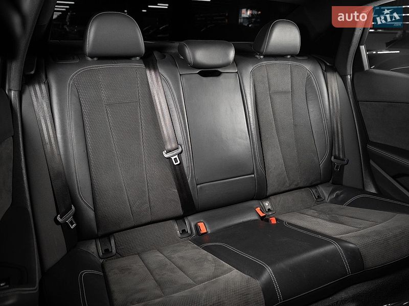 Седан Audi A4 2020 в Одесі