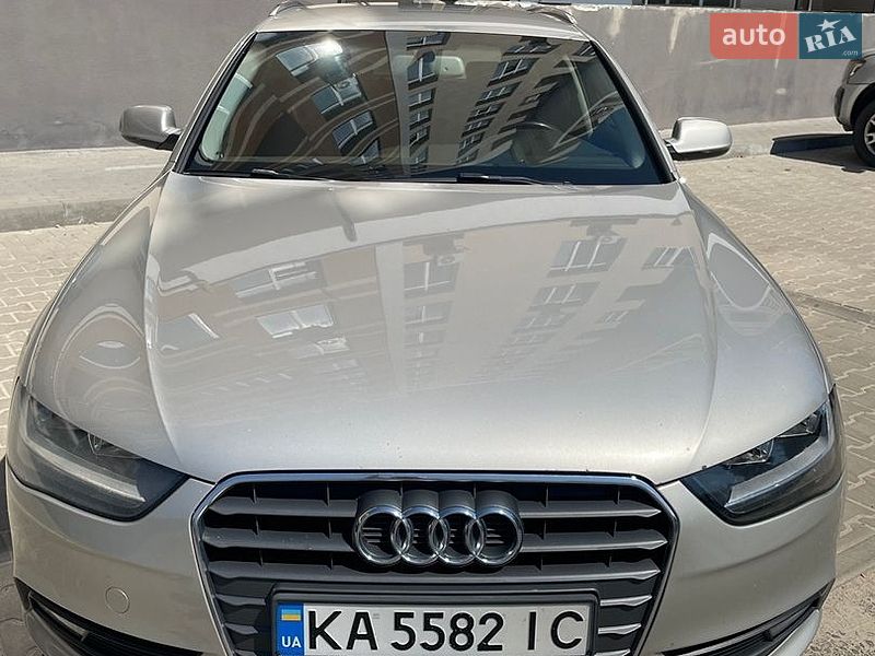 Універсал Audi A4 2012 в Вишгороді