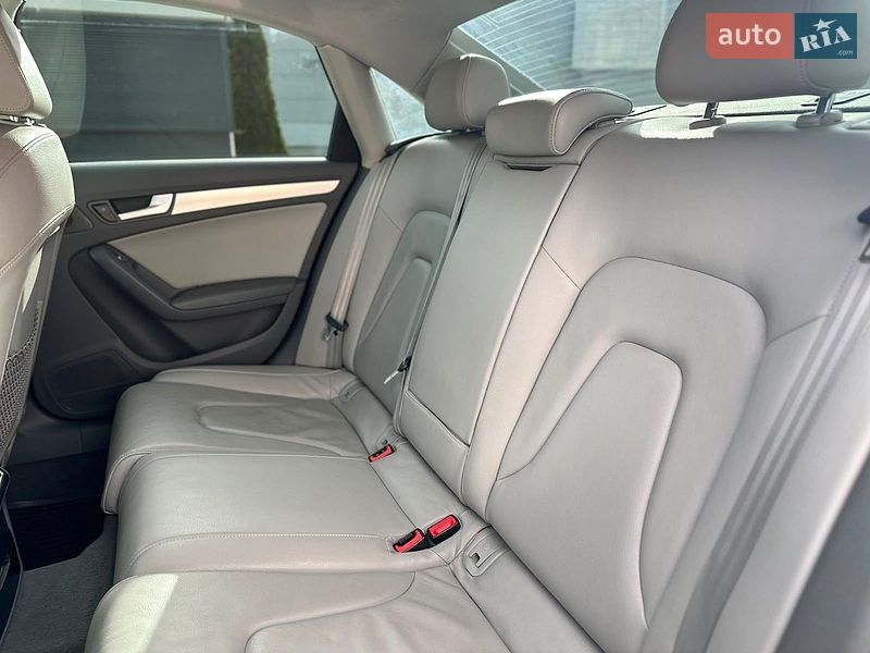 Седан Audi A4 2014 в Одессе