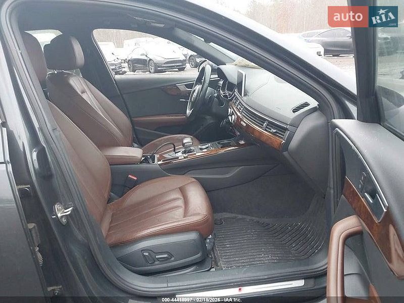 Седан Audi A4 2017 в Стрые