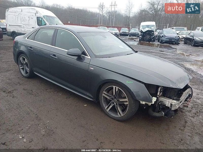 Седан Audi A4 2017 в Стрые