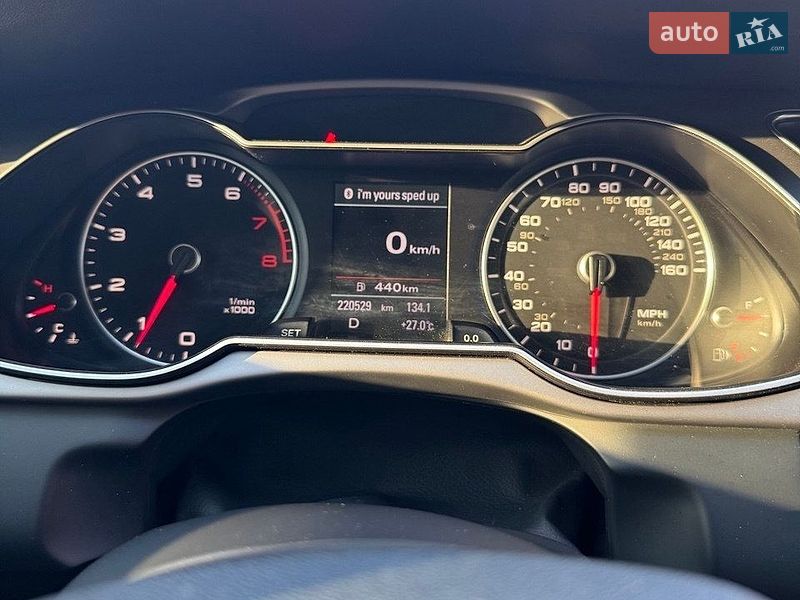 Седан Audi A4 2012 в Киеве
