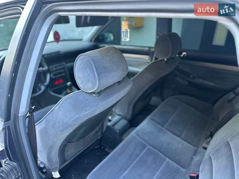 Универсал Audi A4 1998 в Львове
