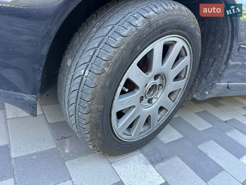 Универсал Audi A4 1998 в Львове