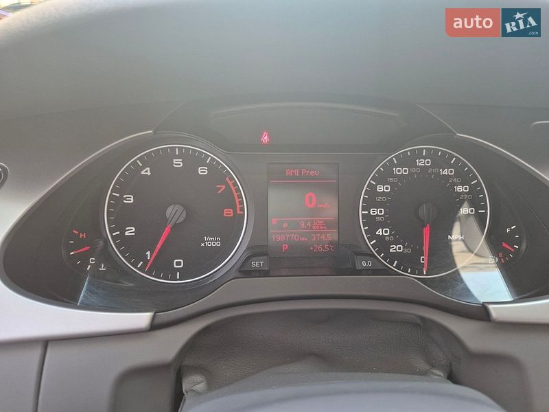 Седан Audi A4 2012 в Києві