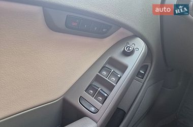 Седан Audi A4 2012 в Києві