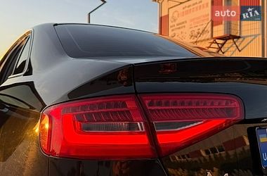 Седан Audi A4 2013 в Луцьку