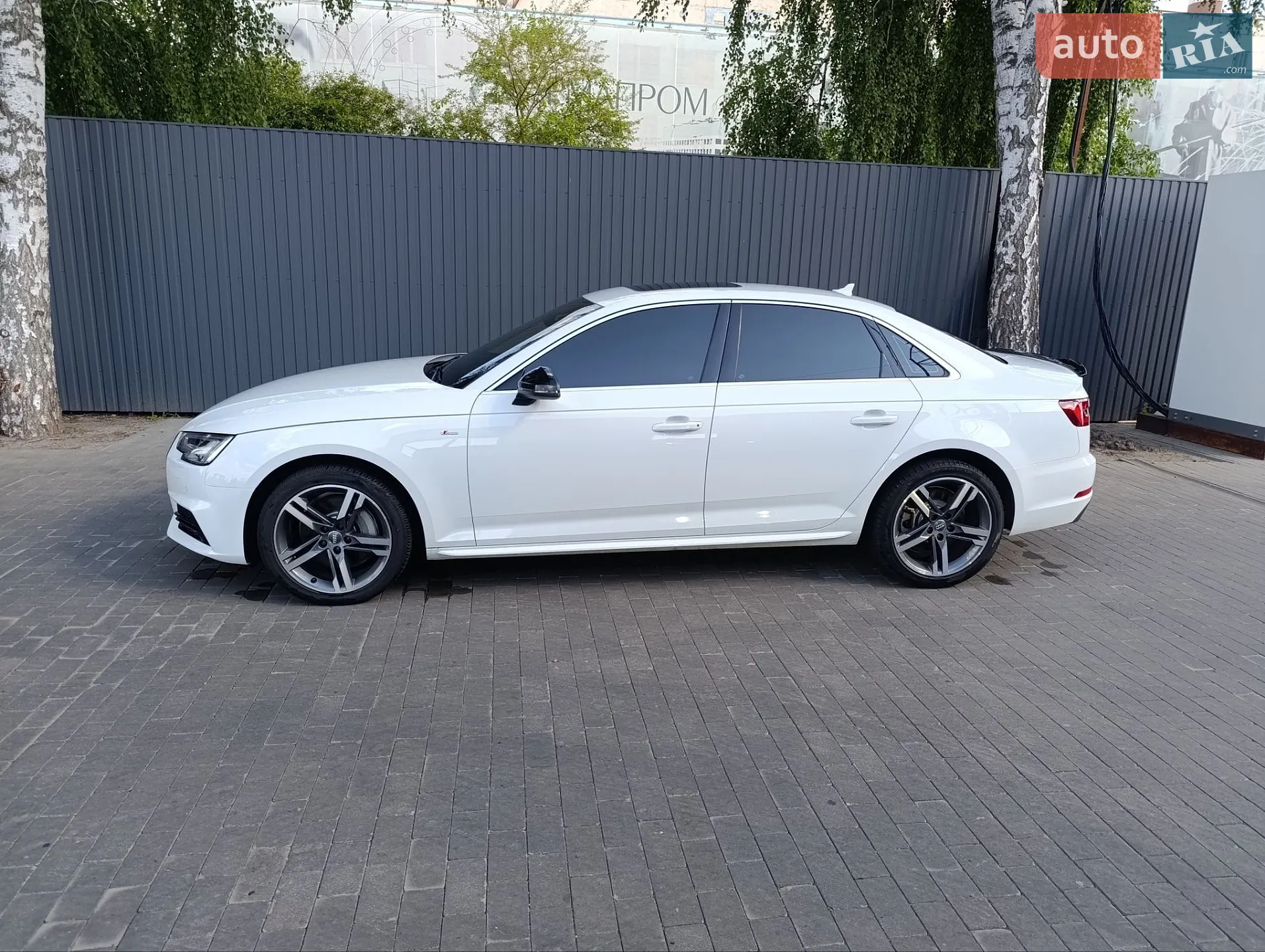 2017 Audi A4 - мініатюра 4