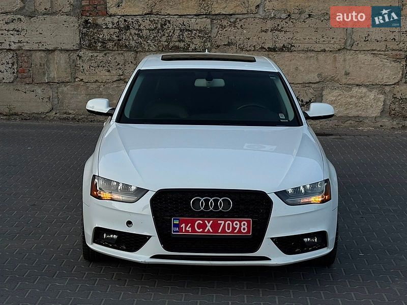 Седан Audi A4 2014 в Тернополі
