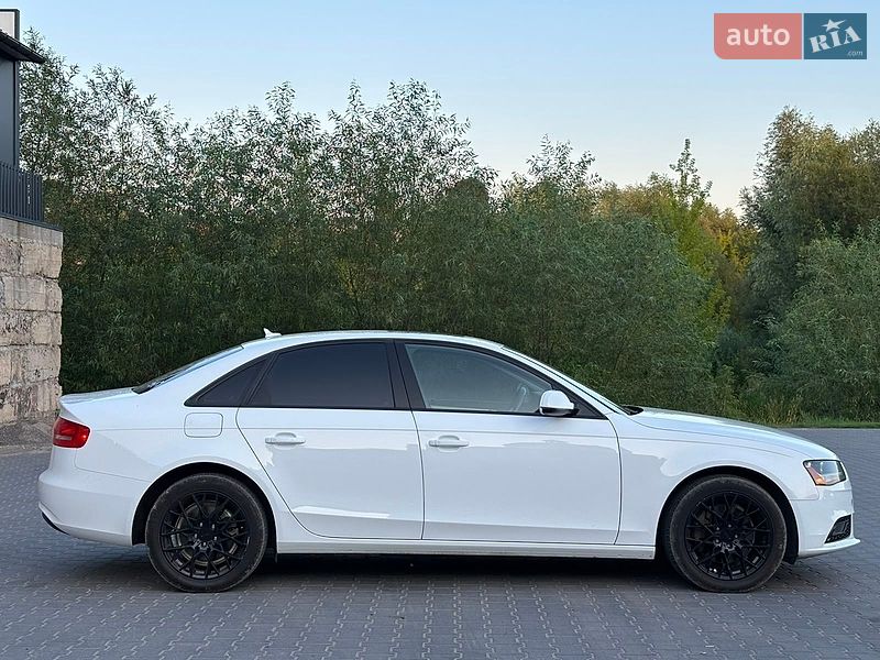 Седан Audi A4 2014 в Тернополі
