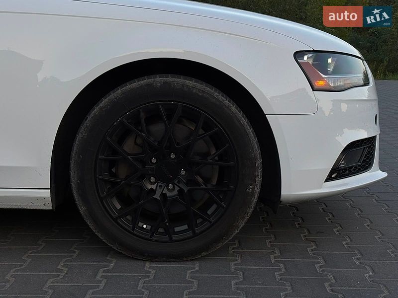 Седан Audi A4 2014 в Тернополі