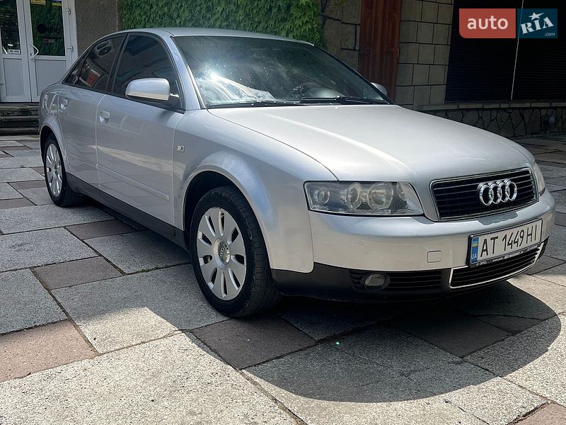 Седан Audi A4 2001 в Яремче