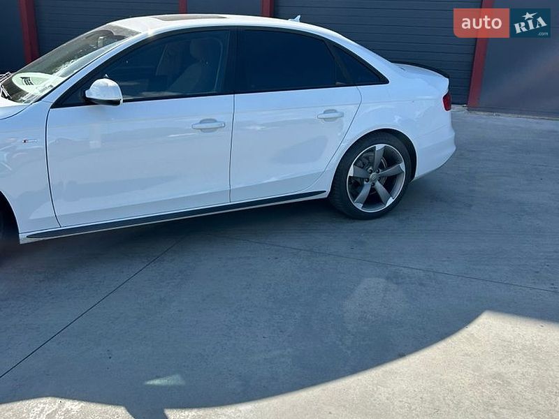 Седан Audi A4 2014 в Баришівка