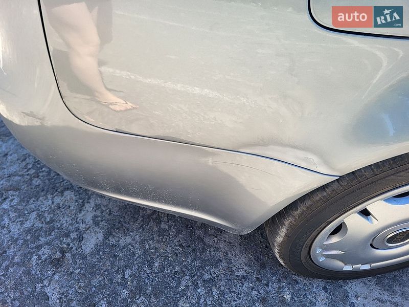 Седан Audi A4 2006 в Києві