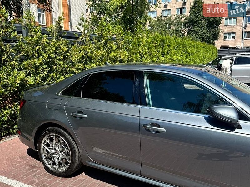 Седан Audi A4 2018 в Черкассах