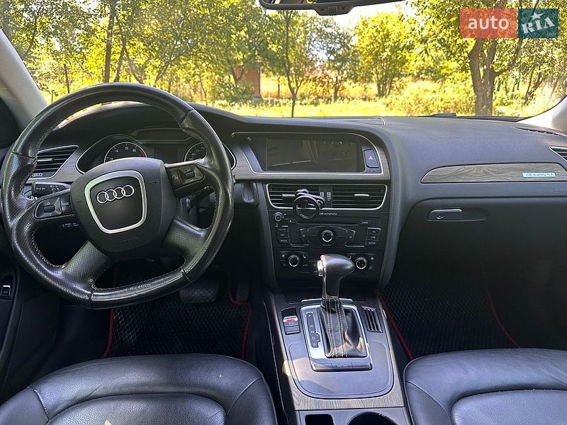 Седан Audi A4 2009 в Чернівцях