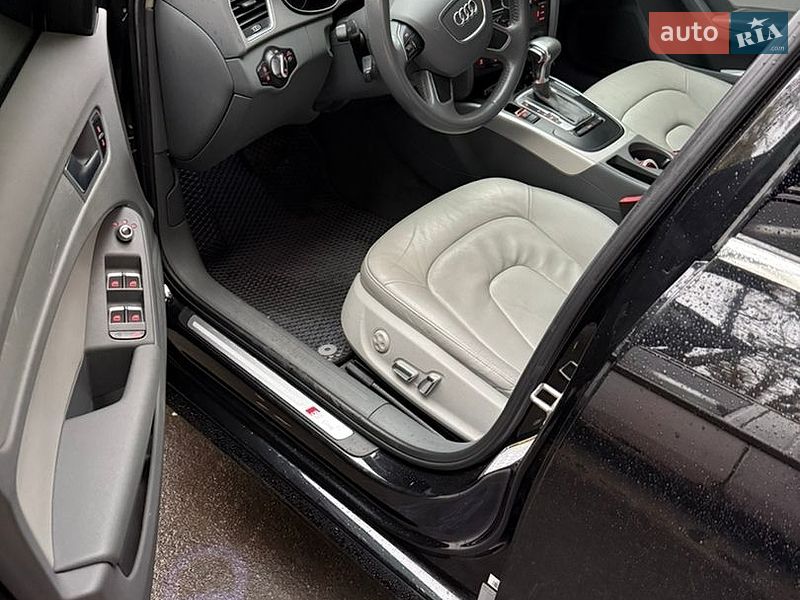 Седан Audi A4 2014 в Києві