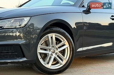 Седан Audi A4 2017 в Стрию