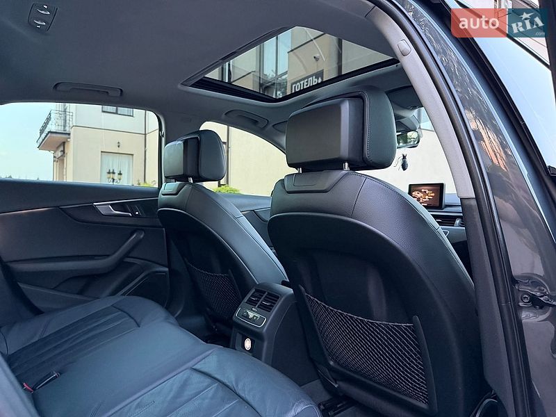 Седан Audi A4 2017 в Стрию