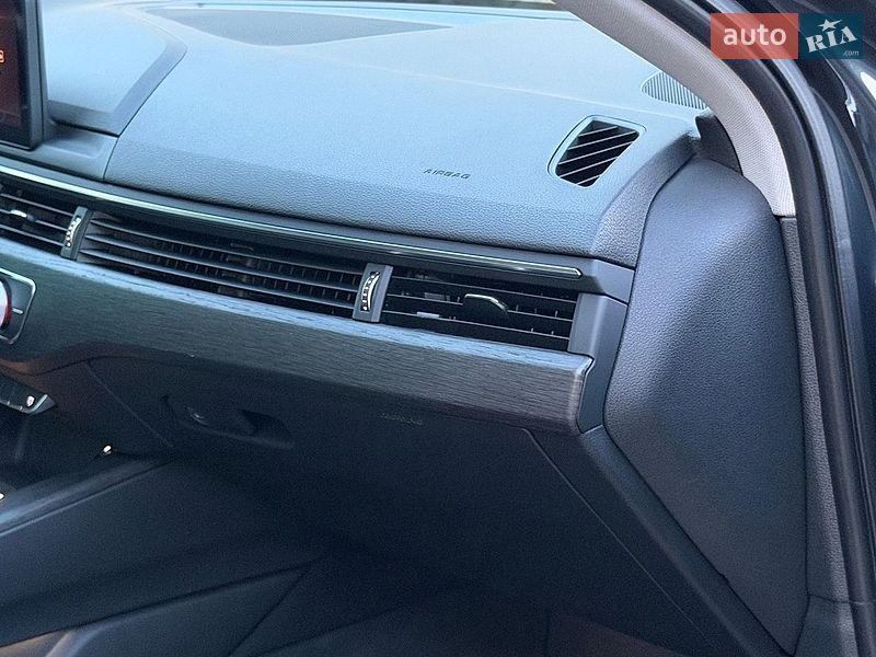 Седан Audi A4 2017 в Стрию