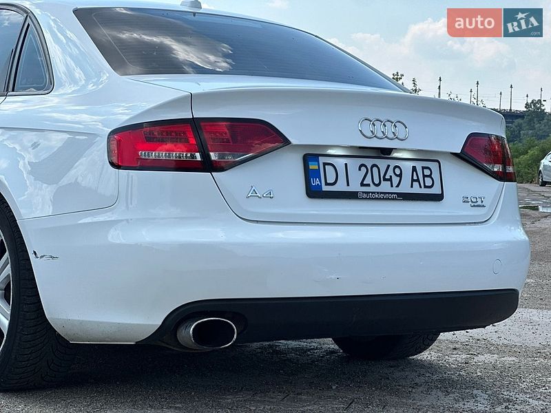 Седан Audi A4 2010 в Киеве