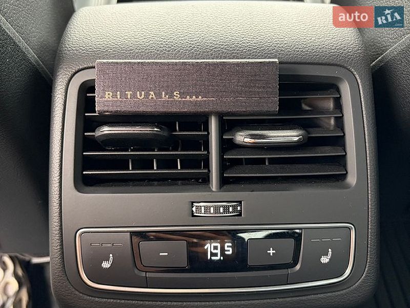 Седан Audi A4 2018 в Івано-Франківську