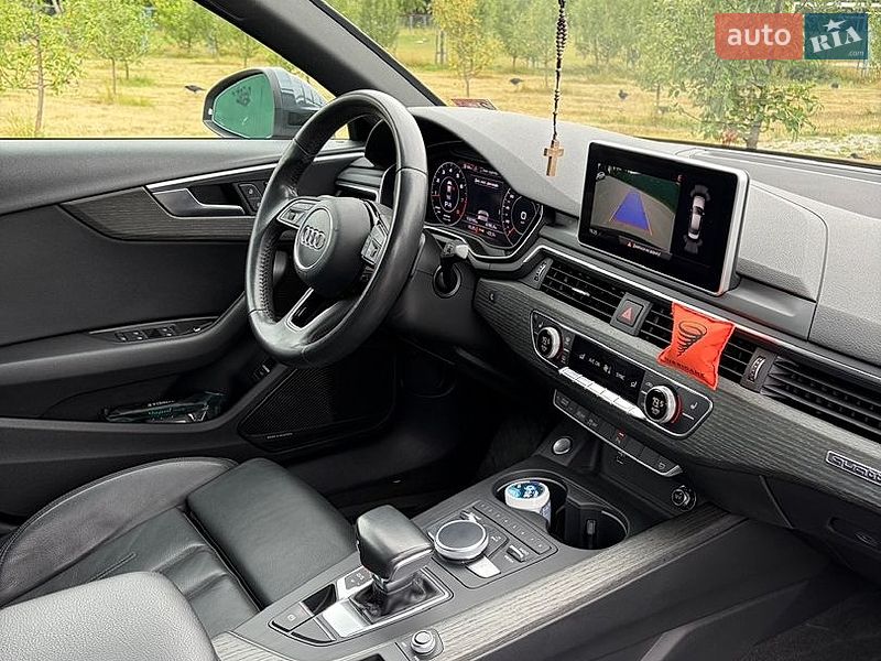 Седан Audi A4 2018 в Івано-Франківську