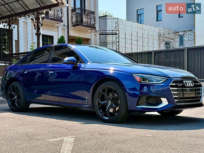 Седан Audi A4 2020 в Виннице
