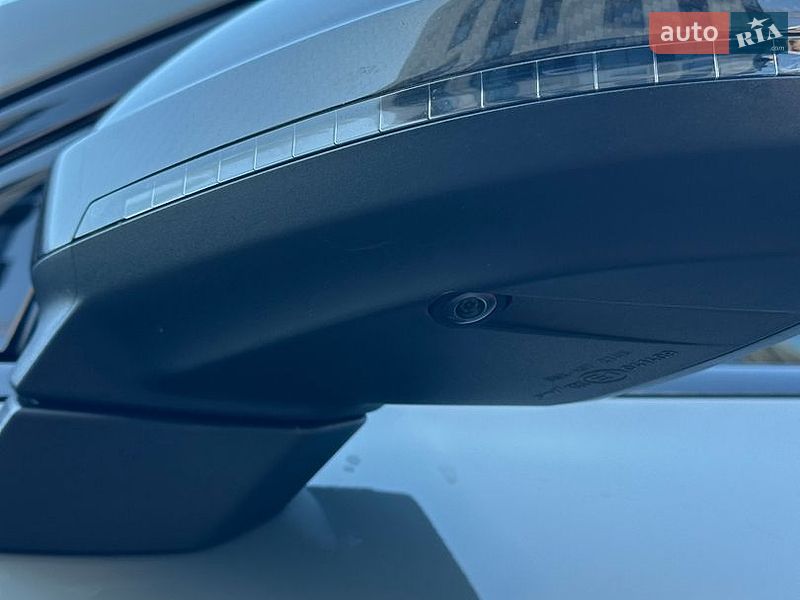 Седан Audi A4 2018 в Ровно
