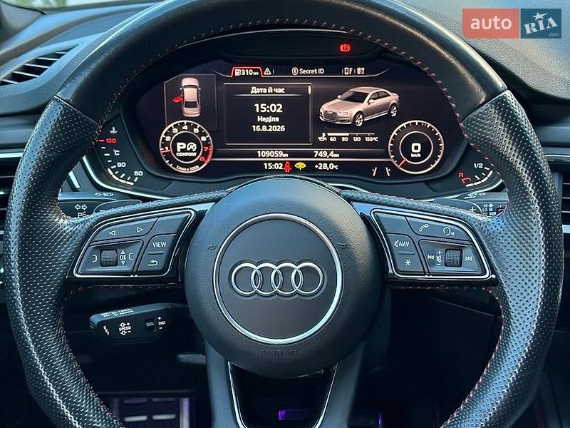 Седан Audi A4 2018 в Ровно