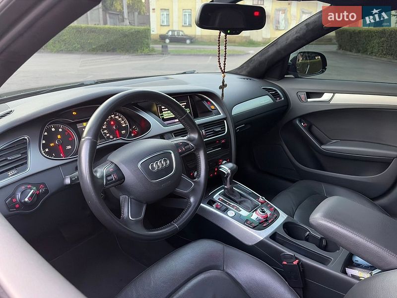 Седан Audi A4 2012 в Каменском