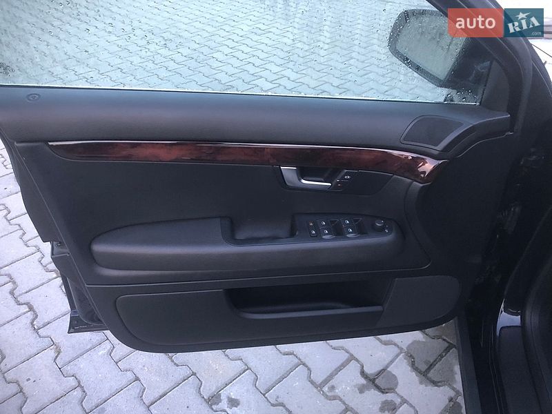 Седан Audi A4 2005 в Львове