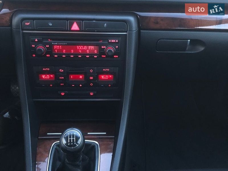 Седан Audi A4 2005 в Львове