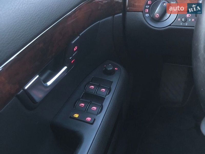 Седан Audi A4 2005 в Львове