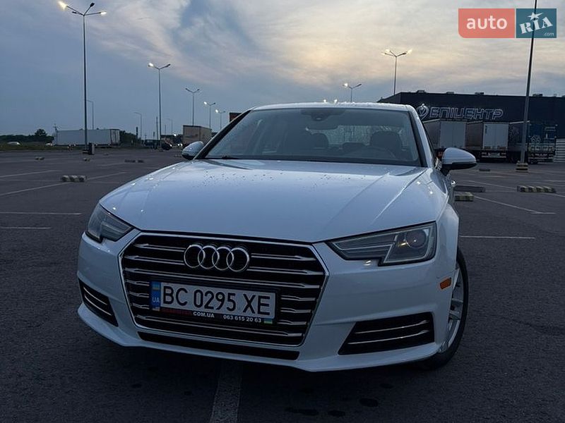 Седан Audi A4 2017 в Львове
