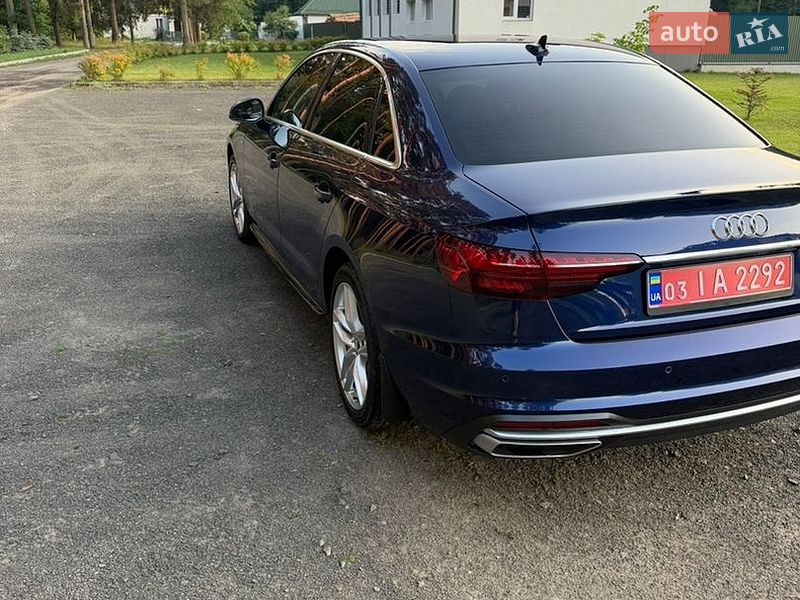 Седан Audi A4 2021 в Ківерцях