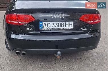 Седан Audi A4 2010 в Ровно