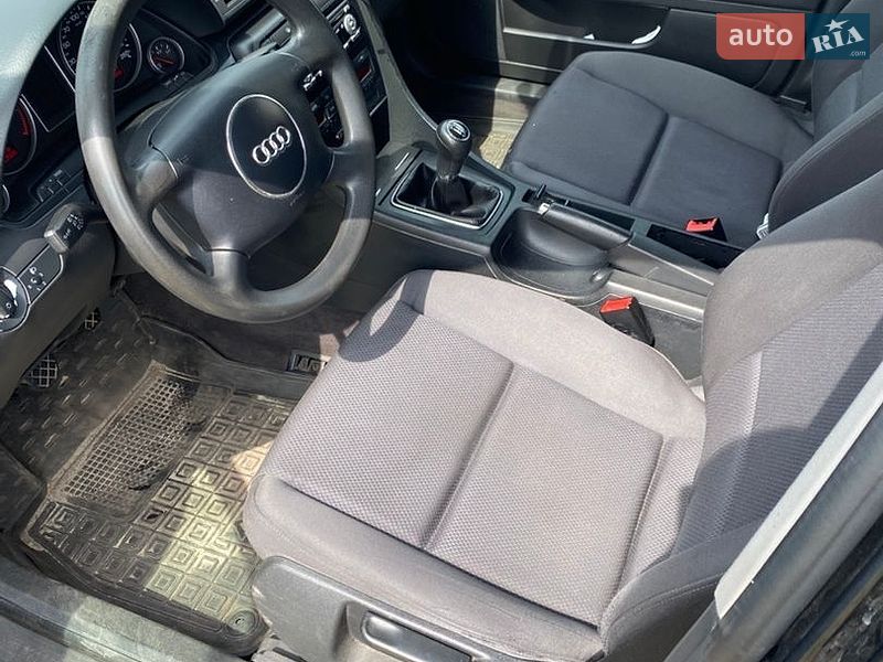 Универсал Audi A4 2003 в Старой Выжевке