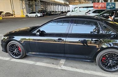Седан Audi A4 2018 в Харкові