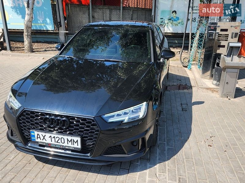 Седан Audi A4 2018 в Харкові