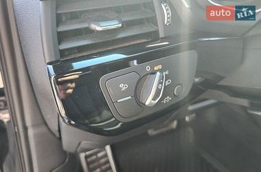 Седан Audi A4 2018 в Харкові