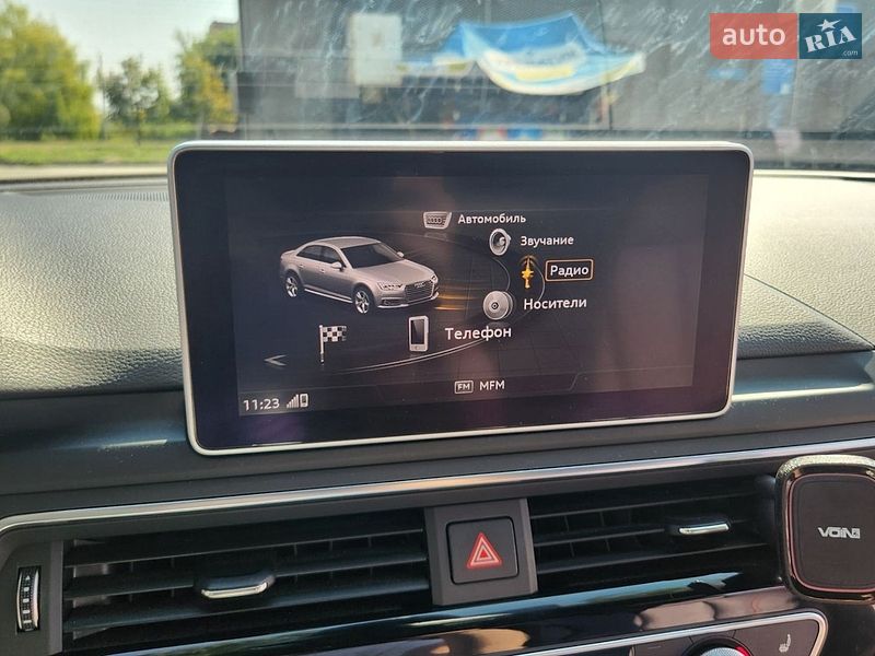 Седан Audi A4 2018 в Харкові
