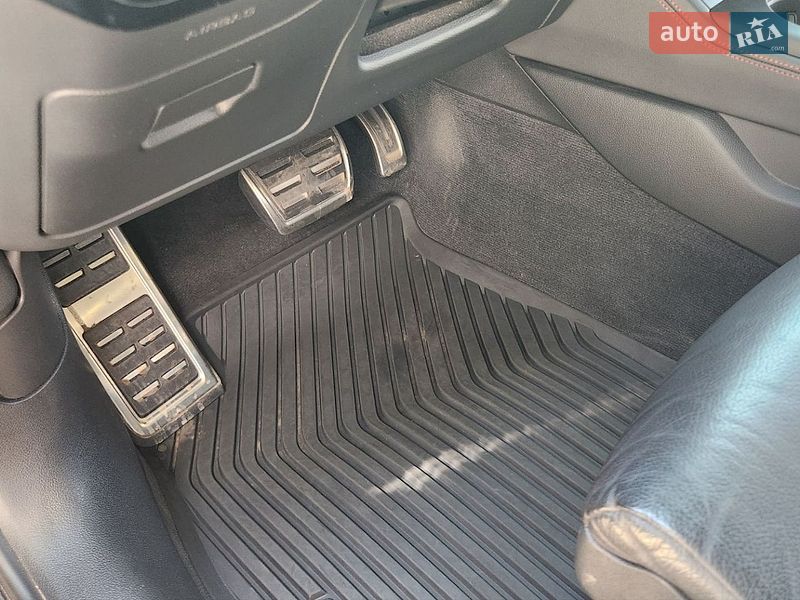 Седан Audi A4 2018 в Харкові
