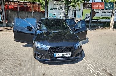 Седан Audi A4 2018 в Харкові