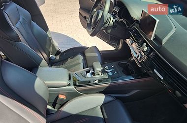 Седан Audi A4 2018 в Харкові