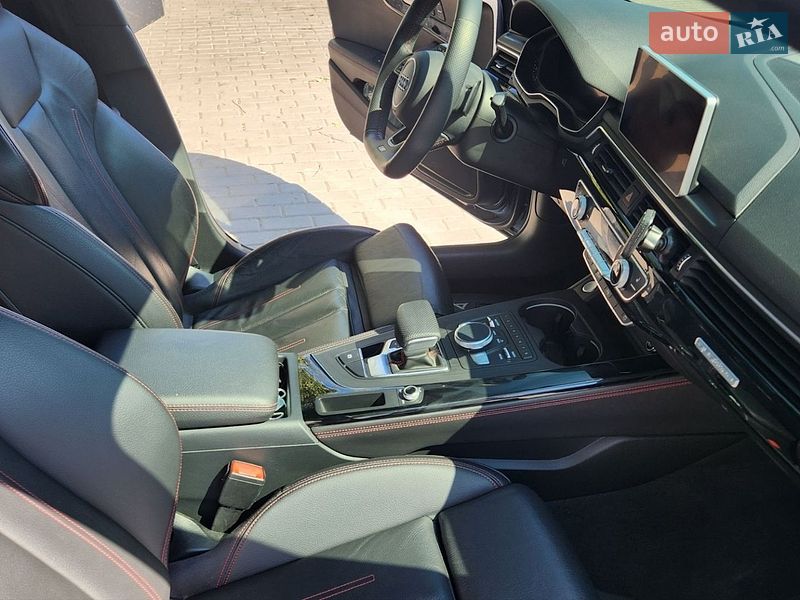 Седан Audi A4 2018 в Харкові