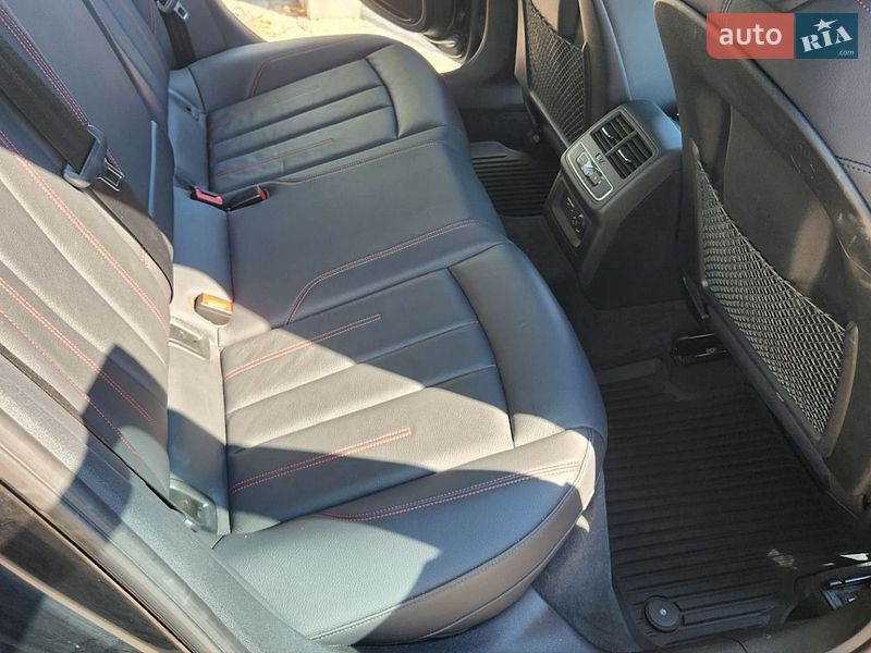 Седан Audi A4 2018 в Харкові