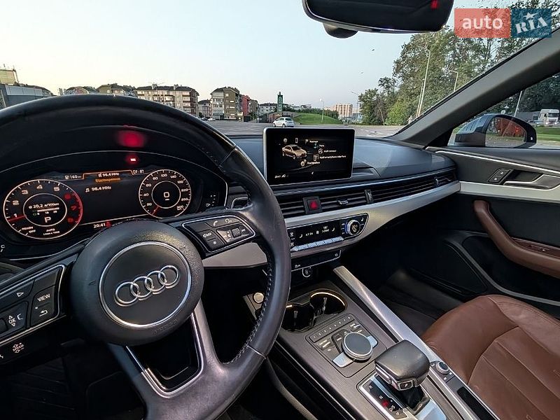 Седан Audi A4 2018 в Киеве