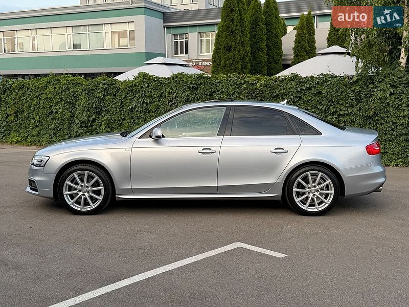 Седан Audi A4 2014 в Києві